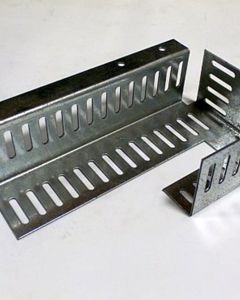 GUARD,BOTTOM BELT,LH